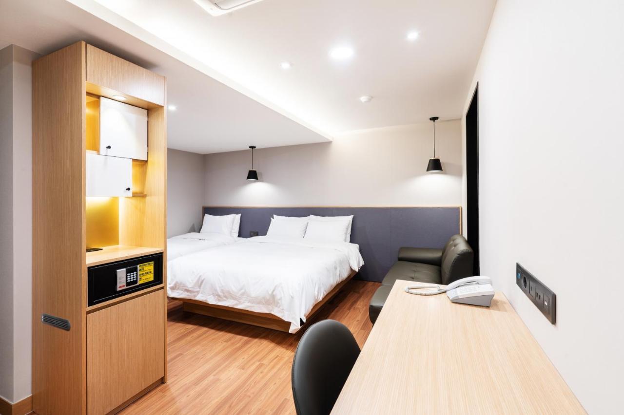 Lala Vianco Business Hotel Busan Exteriör bild